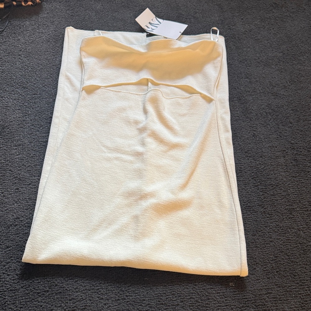 Zara Cream Ribbed Knit midi dress - Picture 4 of 4